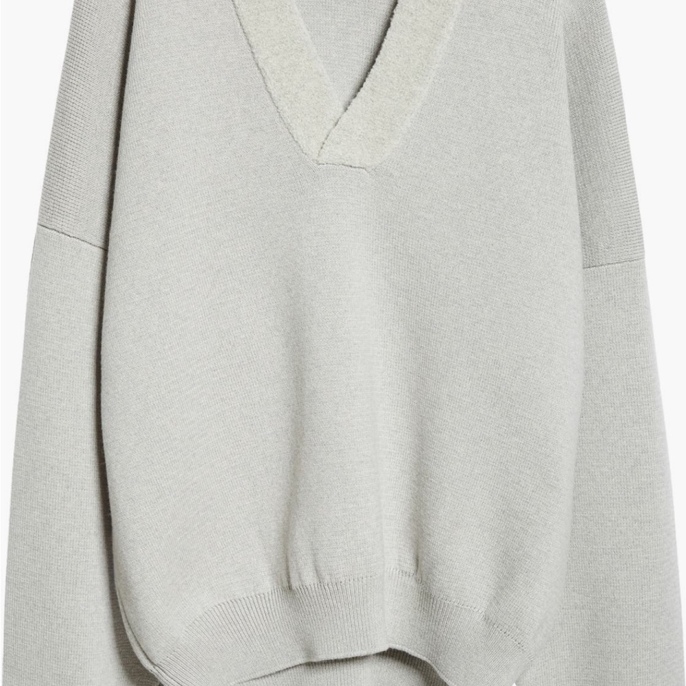 Fear of God - Virgin Wool V-neck oversized (Made in Italy)